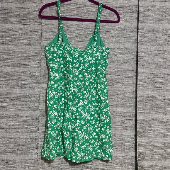 Green/White Floral Print Mini Dress - Picture 3 of 8